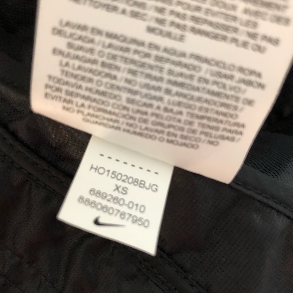 NWOT Nike Women’s Aeroloft Reflective Flash Vest - Picture 12 of 12